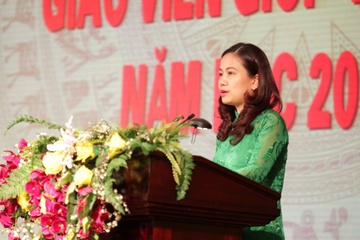 Tuyen duong gan 300 giao vien va hoc sinh gioi hinh anh