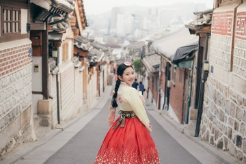 Du lich Han Quoc mua xuan hay mua thu dep hon? hinh anh