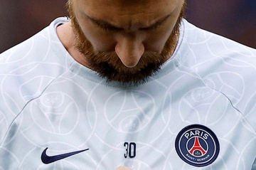 PSG da sai ve Messi hinh anh