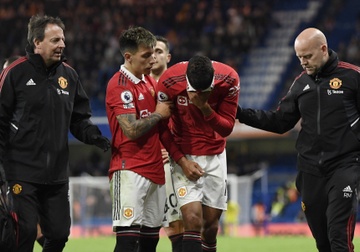 Varane co the nghi het mua nhu Martinez hinh anh