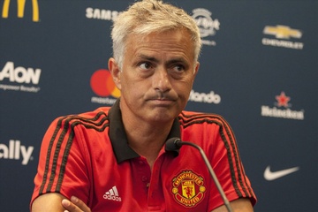 Mourinho di nguoc dam dong voi tuyen bo ve Man Utd hinh anh