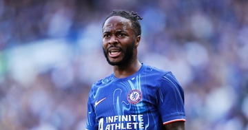 Dau cham het cho Sterling hinh anh