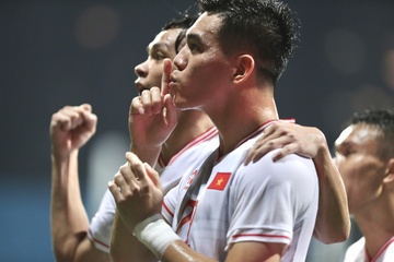 Straits Times: 'Tuyen Singapore nhan mot that bai cay dang' hinh anh