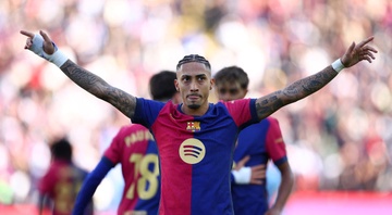 Raphinha di vao lich su Champions League hinh anh
