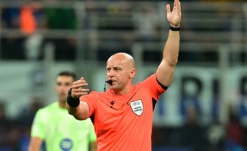 Nghi ấn xử ép Barca, trọng tài bị UEFA 'gạch tên'