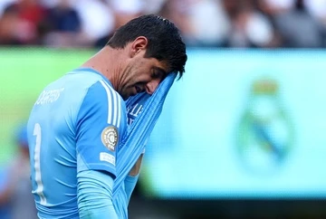 Courtois: 'Real không nghe chỉ đạo của Alonso'