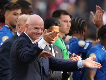 FIFA gây phẫn nộ khi làm sai luật ở chung kết Club World Cup