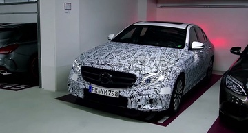 Dung smartphone de do xe Mercedes-Benz hinh anh