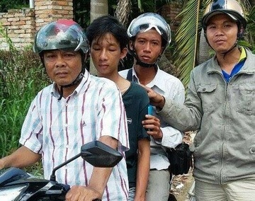 'Hiep si' truy tim thanh nien lua dao suot 3 thang hinh anh