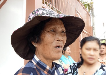 Nguoi dan dung bua ta pha cua can nha chay cuu 4 nan nhan hinh anh