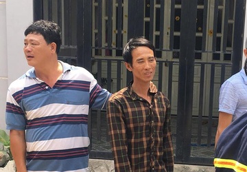 Cong an khong che thanh nien tu do xang len nguoi, om binh gas co thu hinh anh