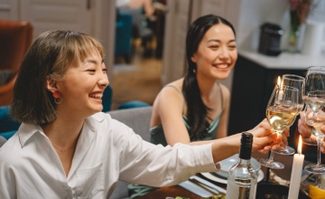 Nhung nguoi mat tri tam thoi khi uong do co con hinh anh