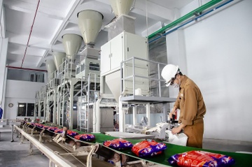 Hóa chất Đức Giang đang 'ngồi trên núi tiền'