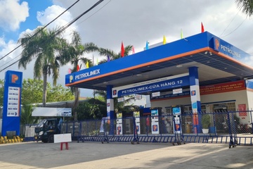 Petrolimex bao lai quy I giam sau nhung van 'om' luong tien lon hinh anh