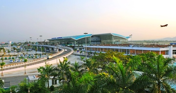 TP Da Nang len phuong an ket noi san bay Da Nang va Chu Lai hinh anh