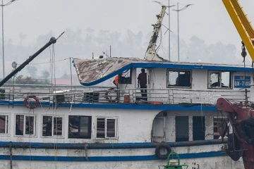 Yeu cau som boi thuong bao hiem vu lat tau o Ha Long hinh anh