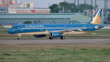 Máy bay Vietnam Airlines đi Campuchia hạ cánh khẩn cấp tại Đà Nẵng