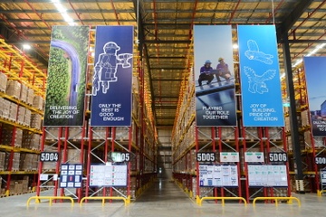 Lego mo trung tam phan phoi dau tien tai Dong Nam A, dat tai Dong Nai hinh anh