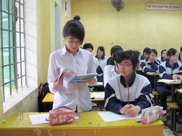 Tranh luan nong ve chuong trinh giao duc sau 2015 hinh anh