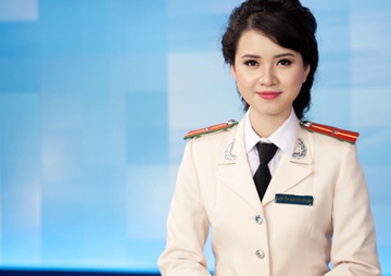 MC 9X xinh dep cua ban tin truyen hinh an ninh hinh anh