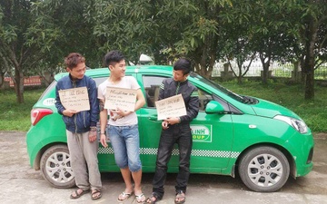 Nhom cuop chong tra quyet liet khi bi canh sat vay bat hinh anh