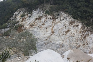 Bi da roi trung dau, cong nhan tu vong hinh anh