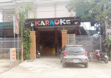 Hon chien tai quan karaoke, 9X bi dam tu vong hinh anh
