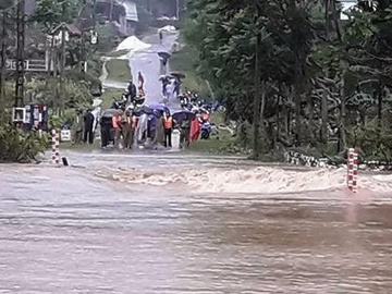 5 nguoi chet, 2 mat tich do mua lu o Nghe An hinh anh
