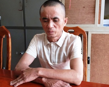 Ga hang xom dam o voi be gai thieu nang hinh anh