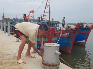 Ap thap nhiet doi tren bien Dong dien bien phuc tap, Nghe An cam bien hinh anh