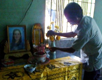 Ghen tuong vo ly, sat hai nguoi tinh roi tu sat trong dem hinh anh