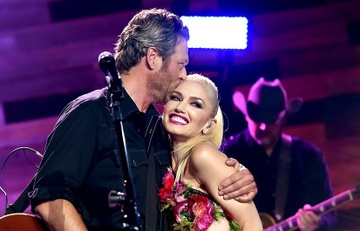 Gwen Stefani va Blake Shelton se 
