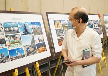 Tai hien khoanh khac chong dich hinh anh