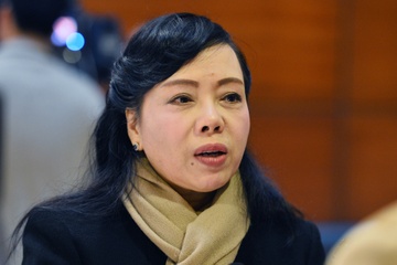 Nganh y phai coi nguoi den kham chua benh la thuong de hinh anh