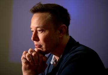 Elon Musk kiet suc hinh anh