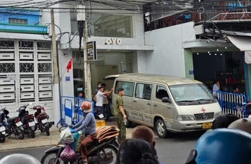 Phat hien 3 thi the tai can ho du lich o Nha Trang hinh anh