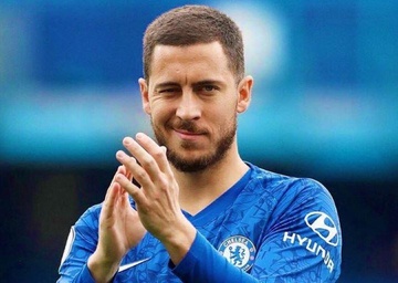 Hazard lac dau khi CDV cau xin o lai Chelsea mua toi hinh anh
