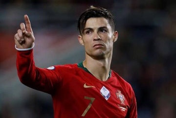 Deco: 'Ronaldo la quai vat' hinh anh