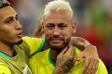 Vampeta: Brazil thua vi nhieu cau thu nhuom toc qua hinh anh