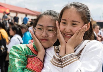 Chuyen tau dac biet cho hoc sinh nong thon di tim giac mo dai hoc hinh anh