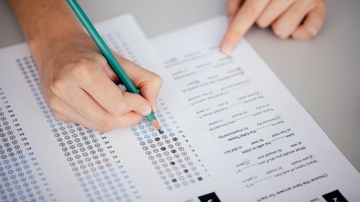 Du học sinh bị bắt vì gian lận thi TOEIC ở Nhật Bản