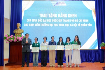 6 sinh viên giúp đỡ cựu chiến binh ở TP.HCM được khen thưởng