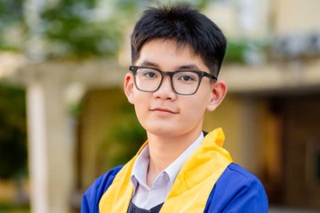 Nam sinh TP.HCM dat diem SAT tuyet doi sau mot thang 'chay nuoc rut' hinh anh