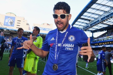 Chelsea - Costa: Hanh trinh tu nguoi hung thanh ke toi do hinh anh