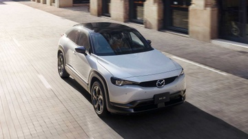 Mazda len ke hoach ra mat hang loat oto dien hinh anh