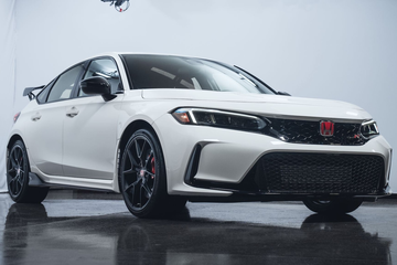 Civic Type R da thay doi the nao trong 25 nam qua? hinh anh