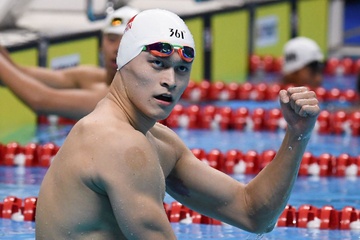 Sau an phat cam 8 nam, Sun Yang co the bi tuoc HCV the gioi hinh anh
