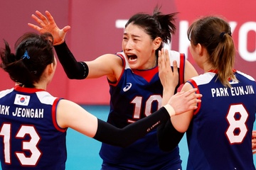 Cam xuc trai nguoc khi tuyen bong chuyen nu Han Quoc ha Tho Nhi Ky hinh anh