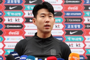 Son Heung-min: 'Neymar hay nhat the gioi' hinh anh
