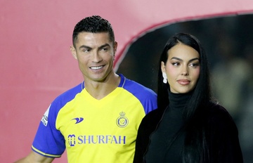 Ronaldo se chu cap Georgina neu doi ben chia tay hinh anh